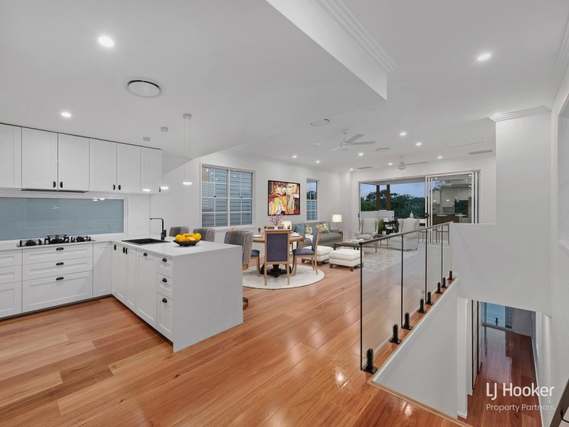 51 Hawken Drive, St Lucia QLD 4067