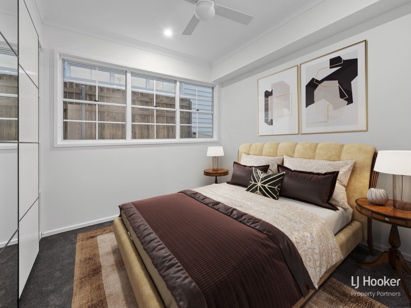 51 Hawken Drive, St Lucia QLD 4067
