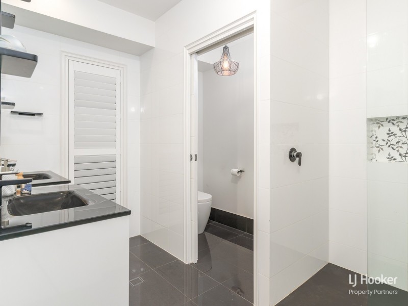 1 Scenic Street, Kuraby QLD 4112