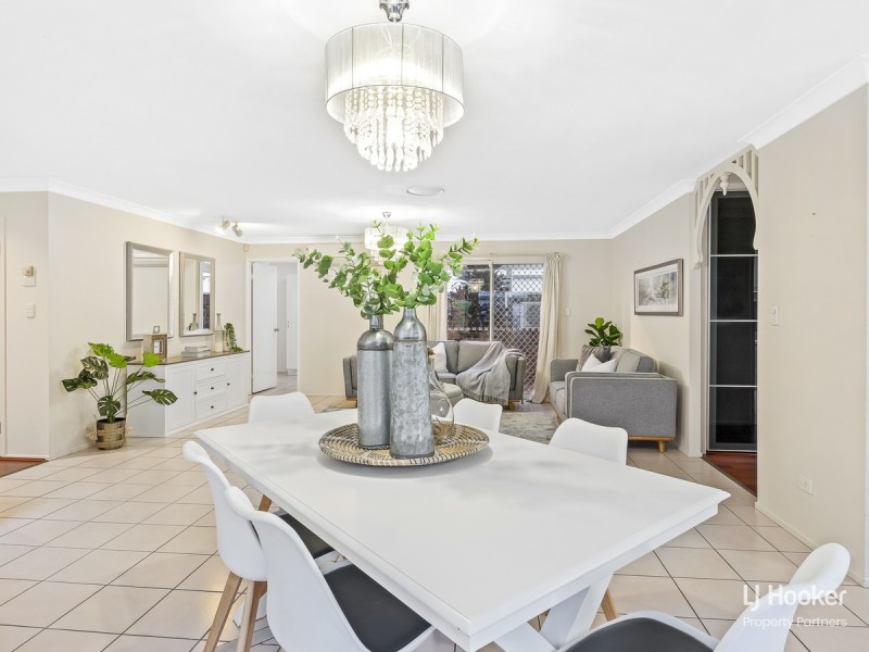 4 Eastcourt Lane, Sunnybank Hills QLD 4109