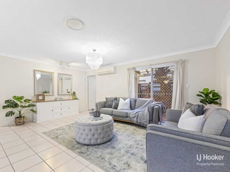 4 Eastcourt Lane, Sunnybank Hills QLD 4109