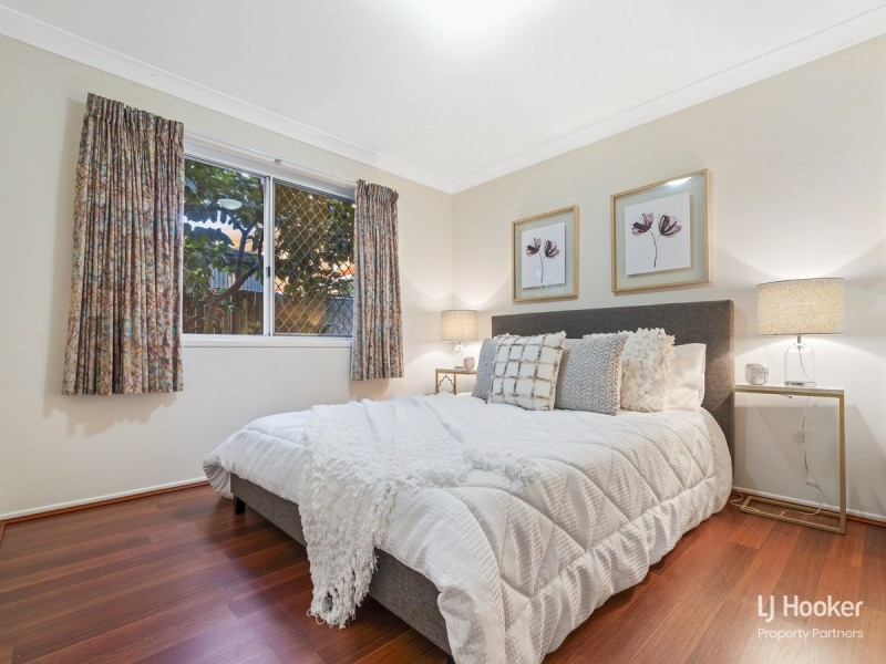 4 Eastcourt Lane, Sunnybank Hills QLD 4109
