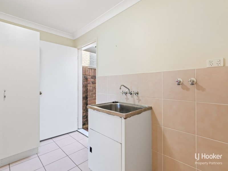 4 Eastcourt Lane, Sunnybank Hills QLD 4109