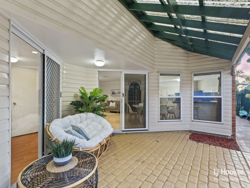 4 Eastcourt Lane, Sunnybank Hills QLD 4109