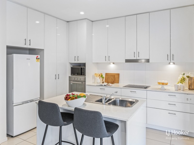 71/37 Slobodian Avenue, Eight Mile Plains QLD 4113