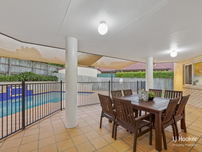 2 Gangar Close, Eight Mile Plains QLD 4113