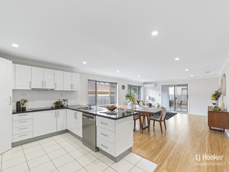 15 Liverpool Street, Eight Mile Plains QLD 4113