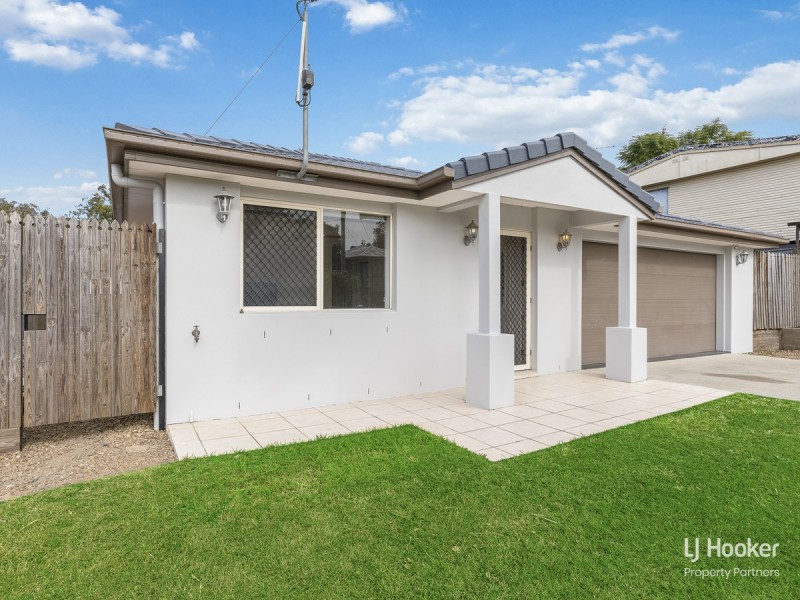 15 Liverpool Street, Eight Mile Plains QLD 4113