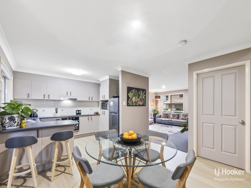 27/27 Camille Crescent, Wynnum West QLD 4178