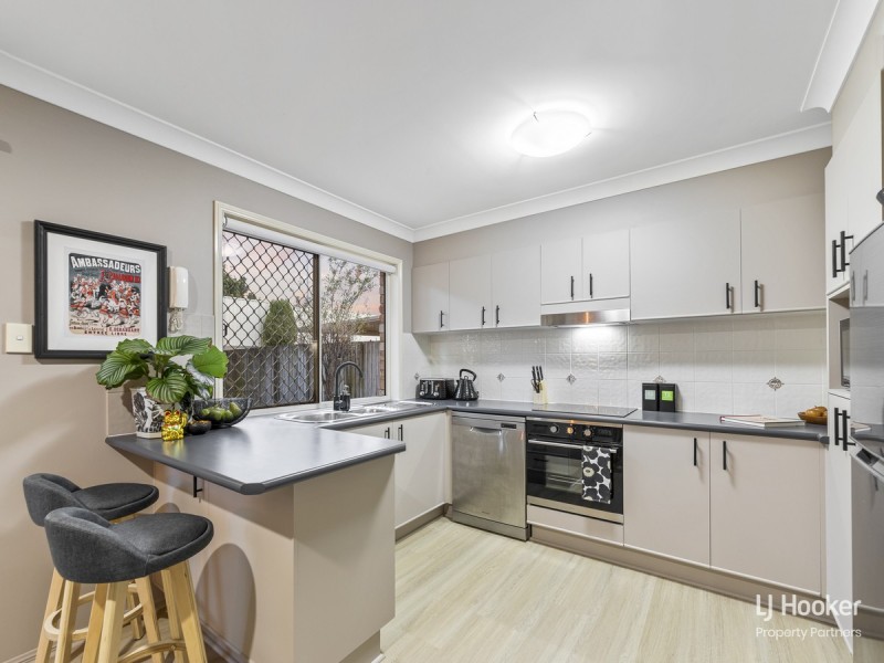 27/27 Camille Crescent, Wynnum West QLD 4178