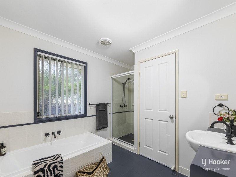 27/27 Camille Crescent, Wynnum West QLD 4178