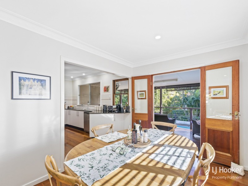 128 Harold Street, Holland Park QLD 4121