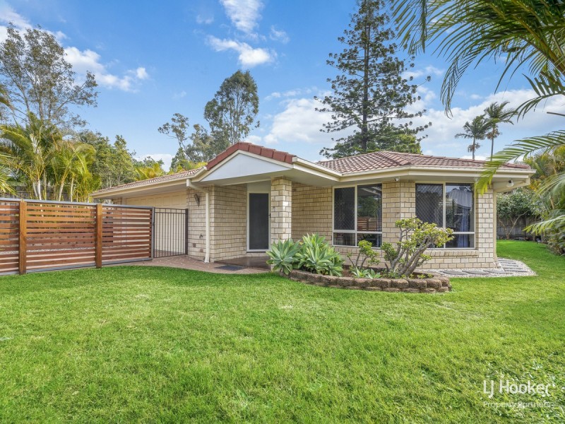 24 Meadow Street, Eight Mile Plains QLD 4113
