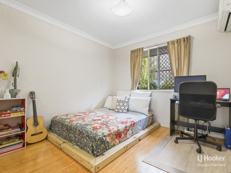 24 Meadow Street, Eight Mile Plains QLD 4113