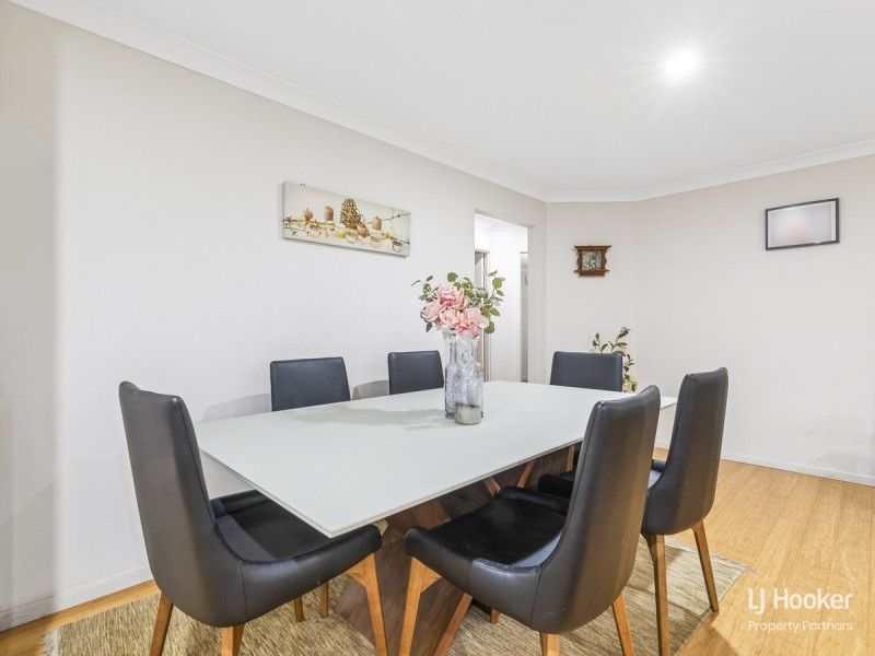 24 Meadow Street, Eight Mile Plains QLD 4113