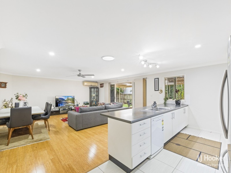 24 Meadow Street, Eight Mile Plains QLD 4113