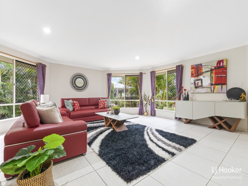 24 Meadow Street, Eight Mile Plains QLD 4113