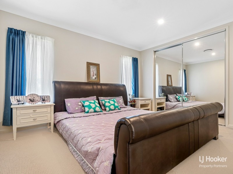 15 Royal Crescent, Rochedale QLD 4123