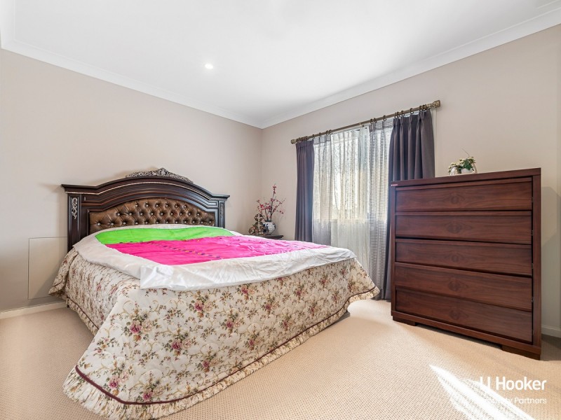 15 Royal Crescent, Rochedale QLD 4123