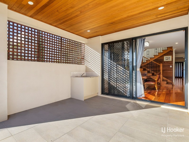 15 Royal Crescent, Rochedale QLD 4123