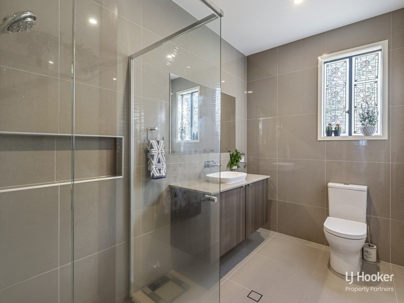 15 Royal Crescent, Rochedale QLD 4123