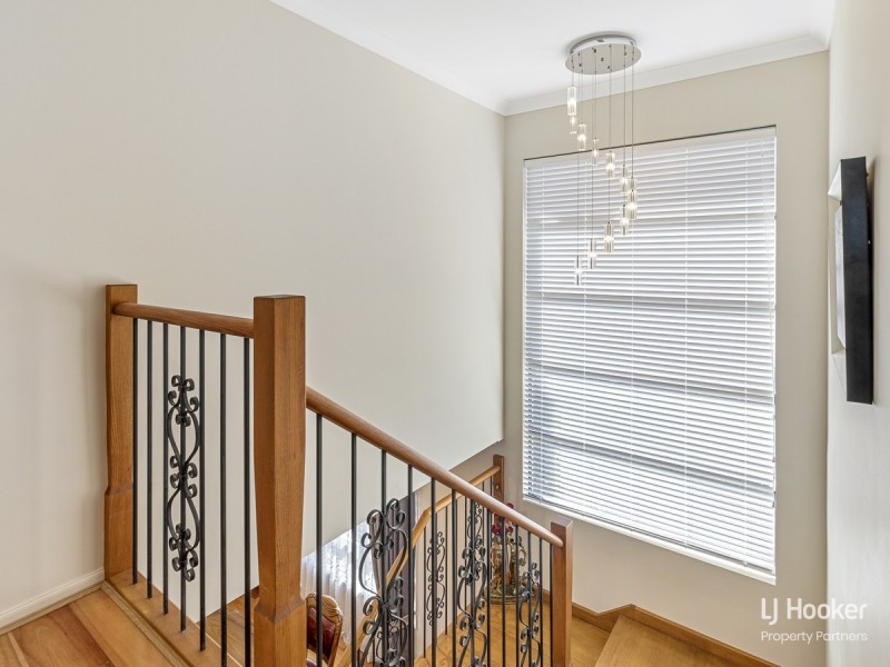 15 Royal Crescent, Rochedale QLD 4123