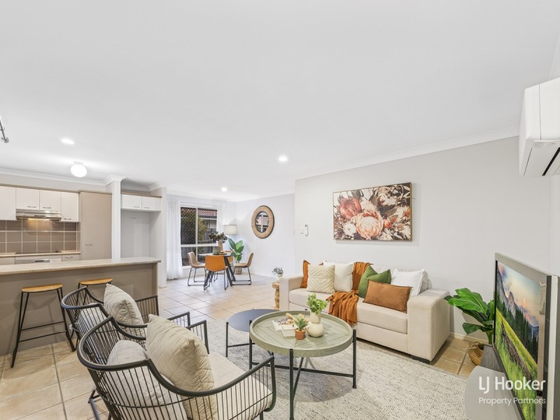 2/1 Daintree Drive, Parkinson QLD 4115