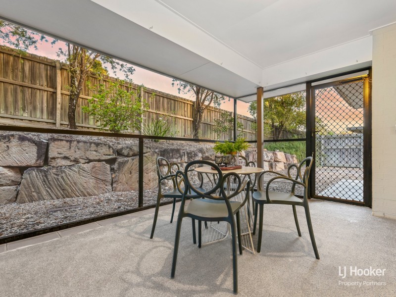 2/1 Daintree Drive, Parkinson QLD 4115