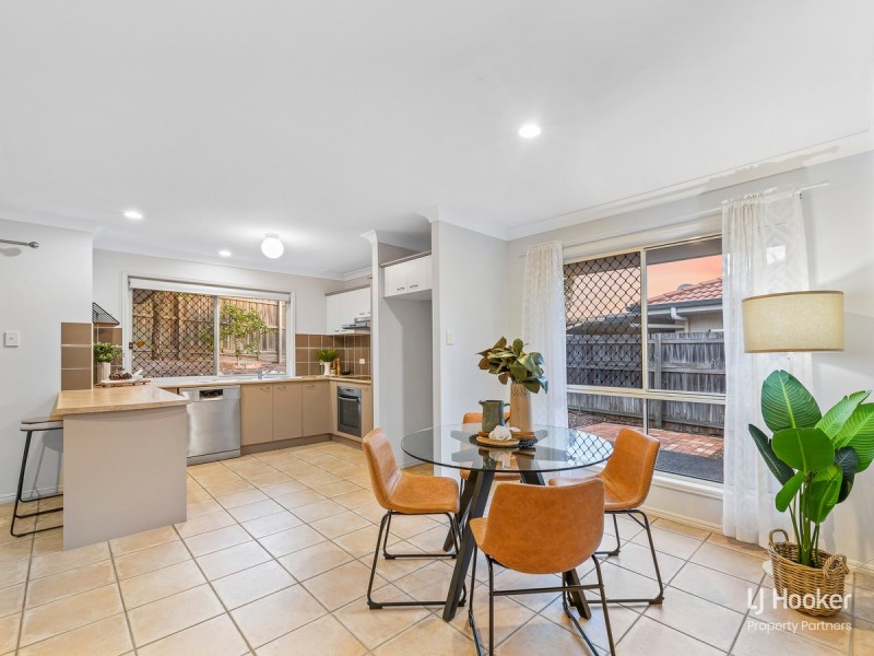 2/1 Daintree Drive, Parkinson QLD 4115