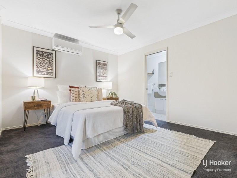 2/1 Daintree Drive, Parkinson QLD 4115