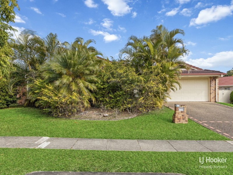 70 Glenfield Street, Parkinson QLD 4115