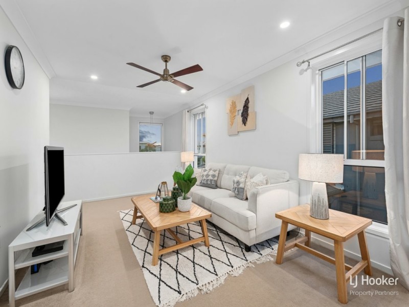 8 Ross Street, Rochedale QLD 4123