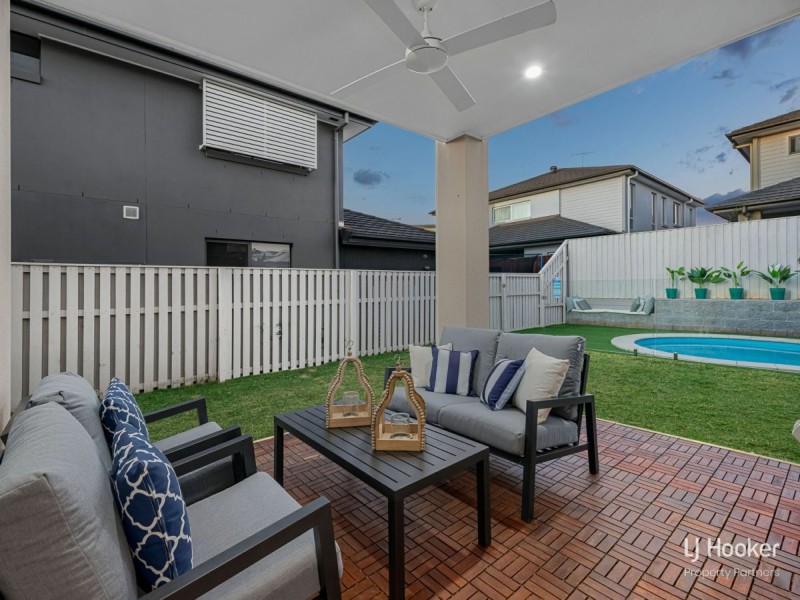 8 Ross Street, Rochedale QLD 4123