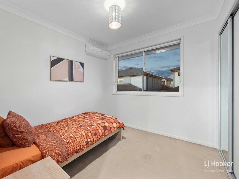 8 Ross Street, Rochedale QLD 4123