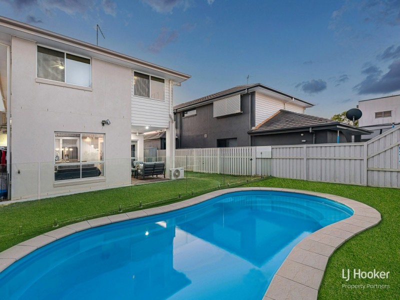 8 Ross Street, Rochedale QLD 4123