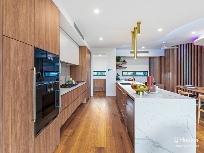 146 Meiers Road, Indooroopilly QLD 4068