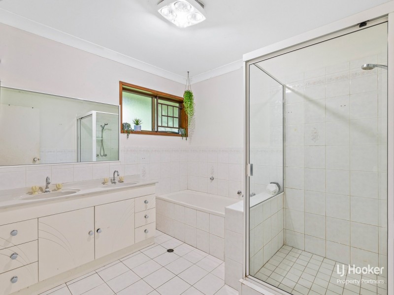 3 Rangeview Street, Rochedale South QLD 4123