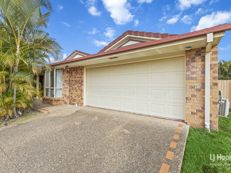 70 Glenfield Street, Parkinson QLD 4115