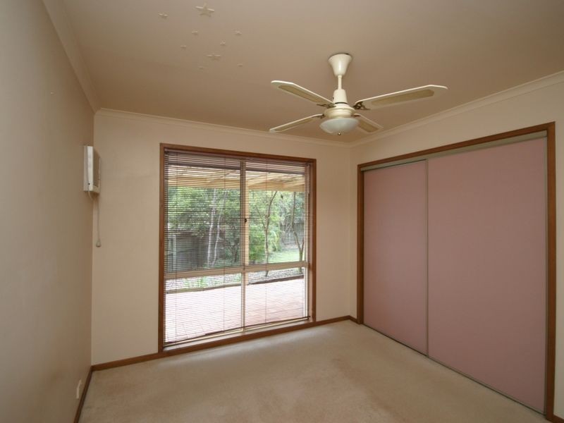 27 Commoron Crescent, Runcorn QLD 4113