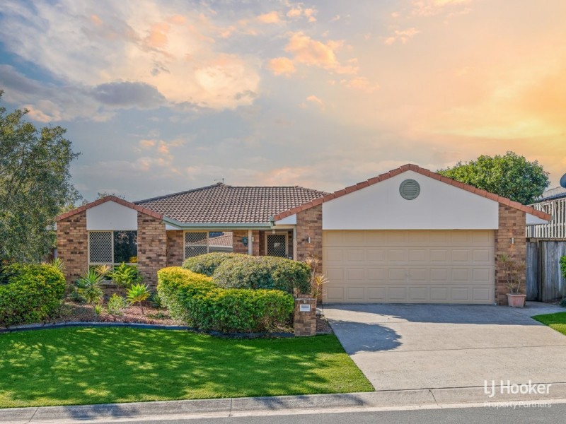 4 Freeman Place, Calamvale QLD 4116