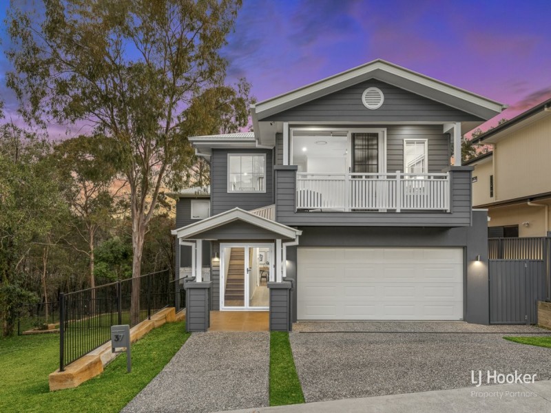 37 Scarlet Place, Mackenzie QLD 4156