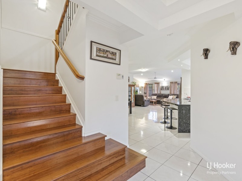 22 Avonlea Place, Eight Mile Plains QLD 4113