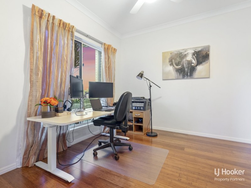 22 Avonlea Place, Eight Mile Plains QLD 4113