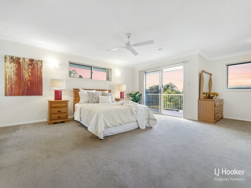 22 Avonlea Place, Eight Mile Plains QLD 4113