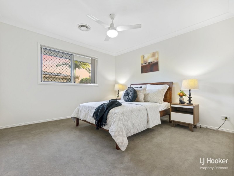 22 Avonlea Place, Eight Mile Plains QLD 4113