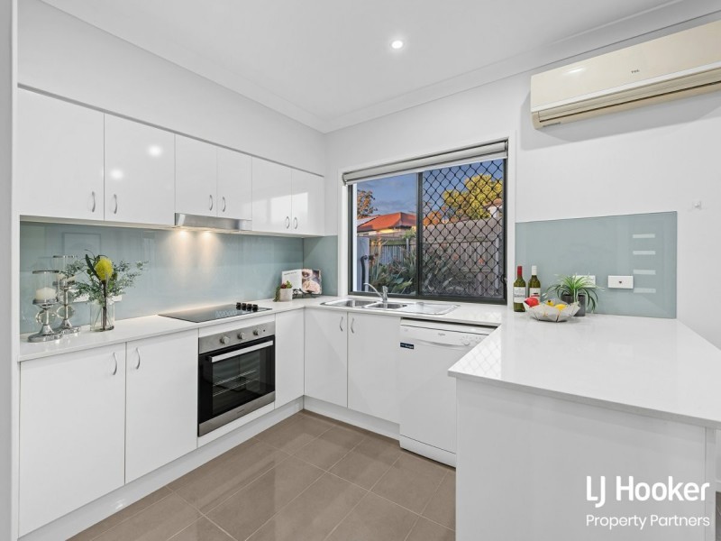 24/30 Girraween Crescent, Parkinson QLD 4115