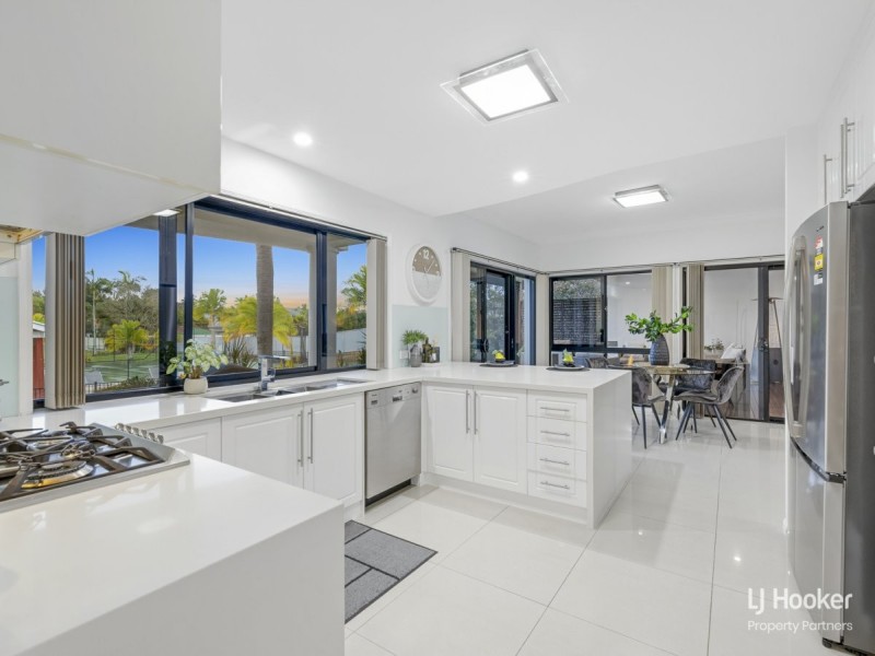 111 Lexton Street, Stretton QLD 4116