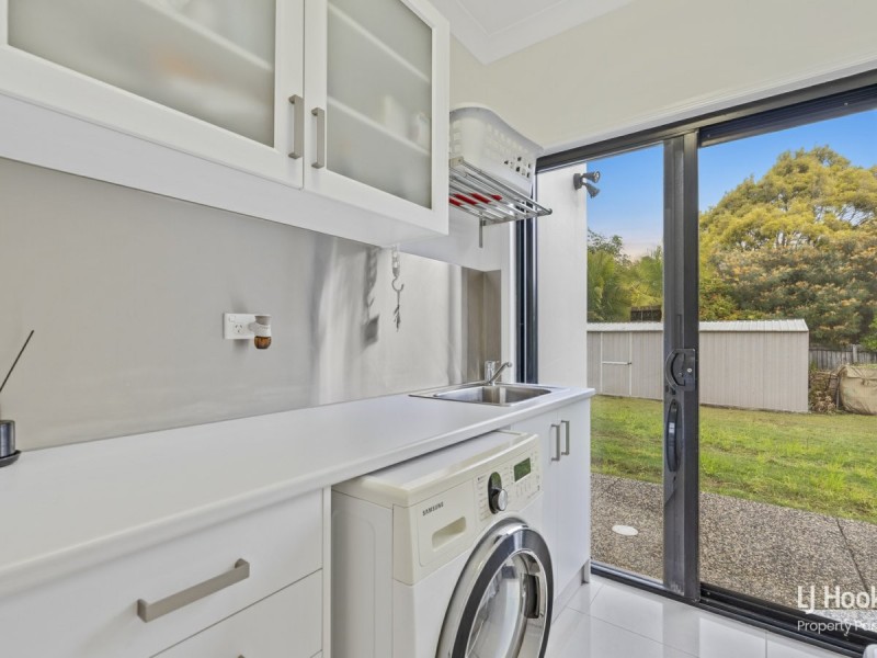 111 Lexton Street, Stretton QLD 4116