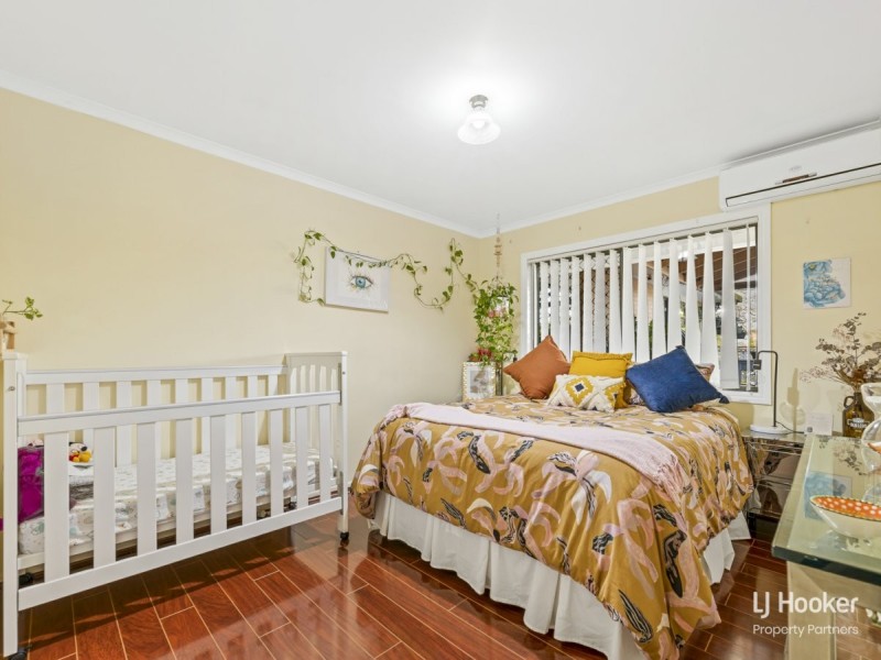 6 Genoa Street, Macgregor QLD 4109