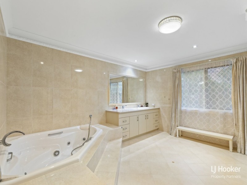 7 Tulip Close, Calamvale QLD 4116